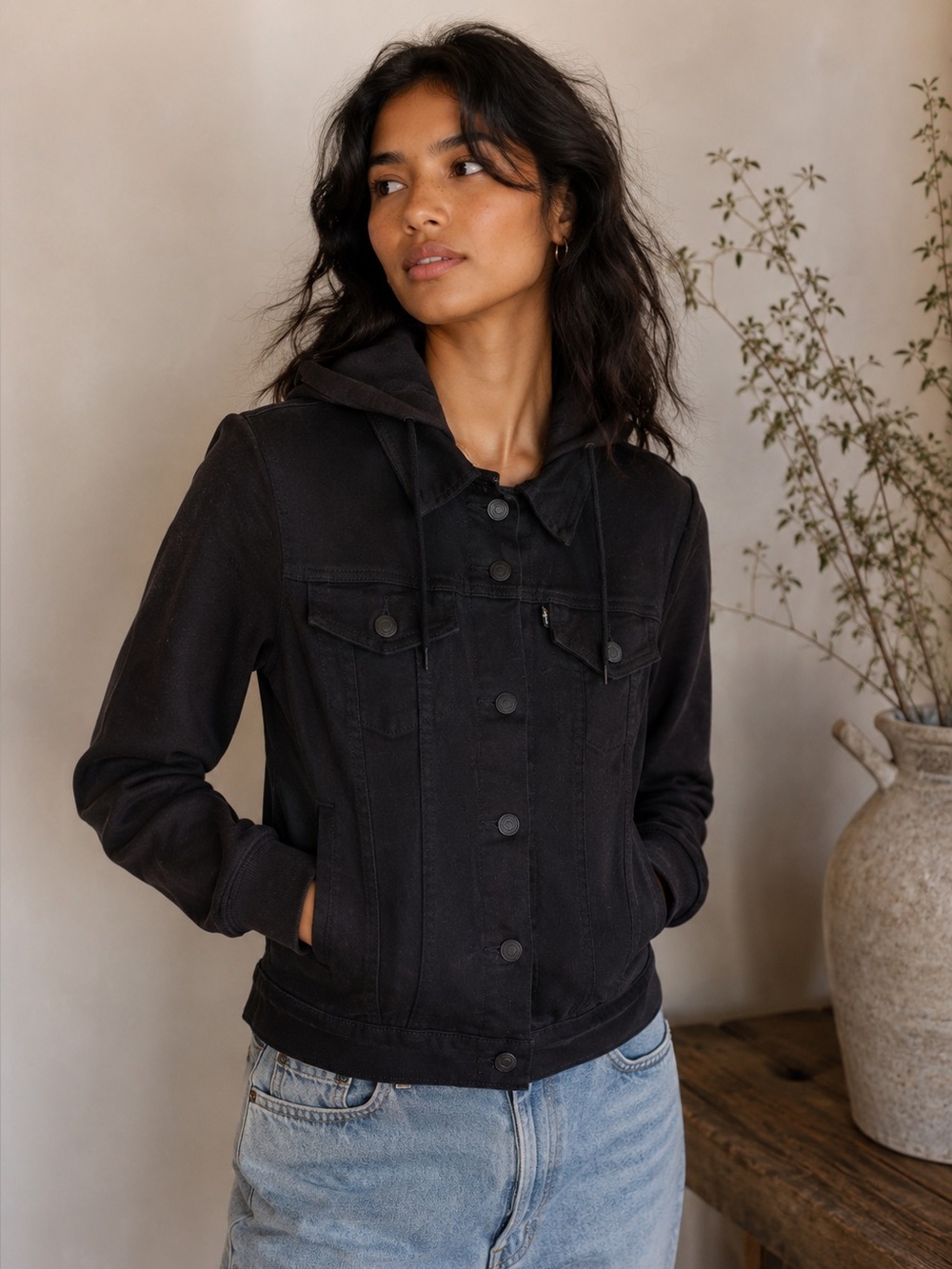 Levi’s Black Hybrid Trucker Jacket Hoodie Women’s Small